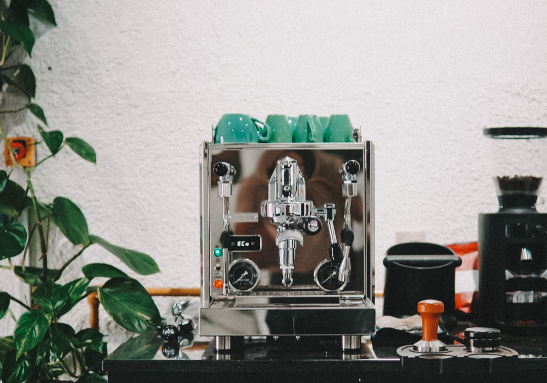 Brew Perfection: Mastering the Art of Backflushing Your Manual Coffee Machine