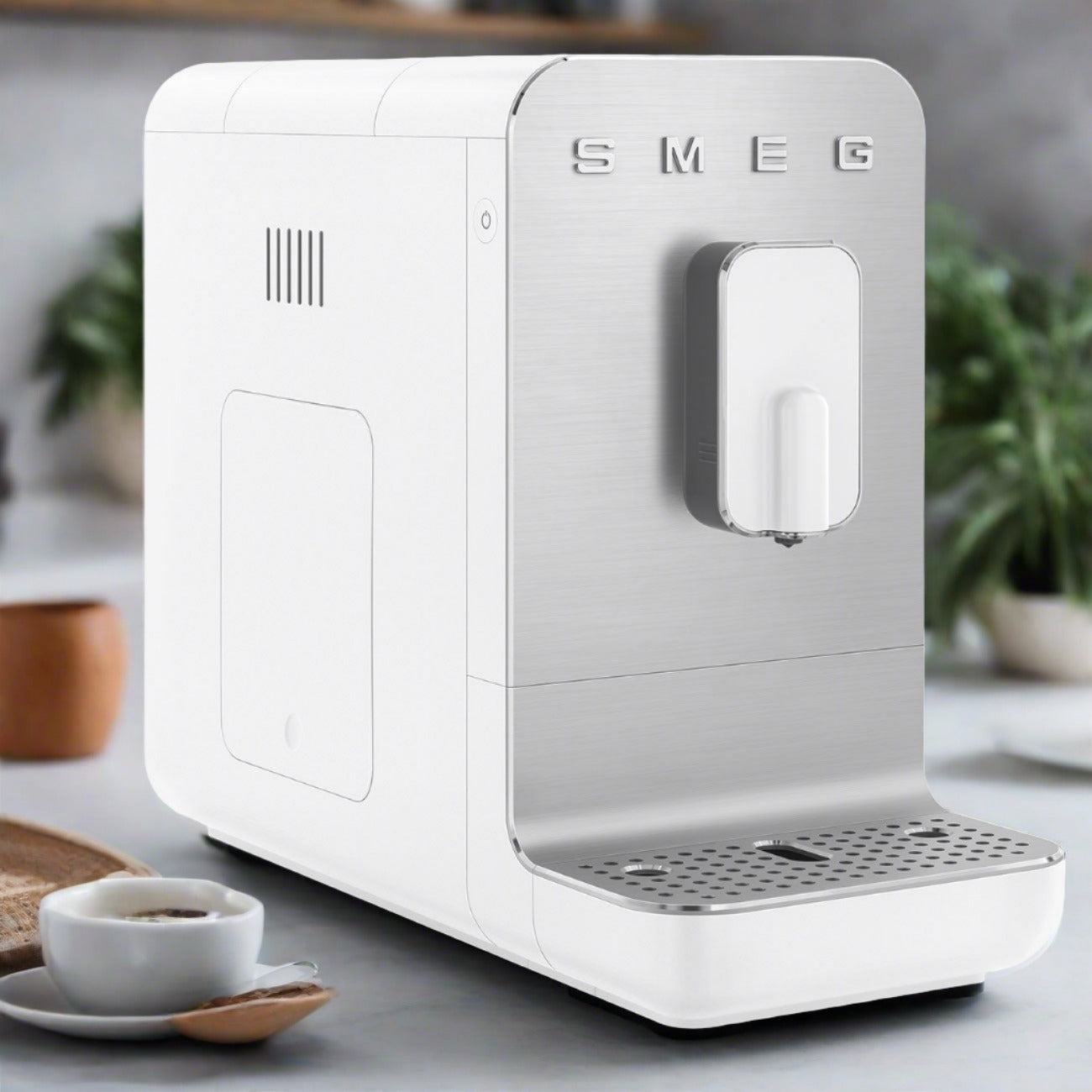 Smeg BCC01 Automatic Coffee Machine