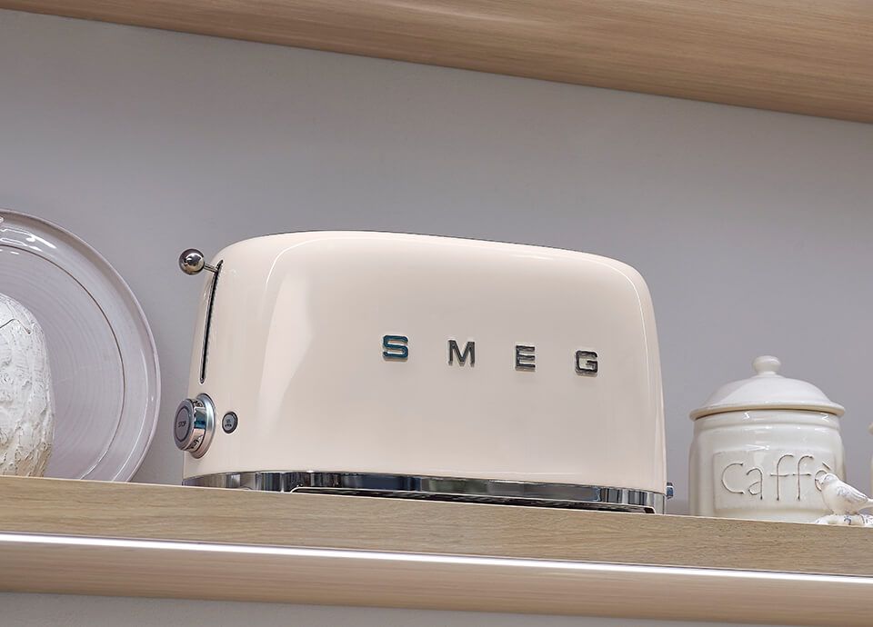 SMEG-TSF02-TOASTER.jpg